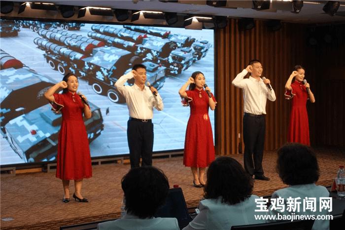 选美小姐当秘书、去非洲做总裁，他为何被称“非洲土皇帝”？